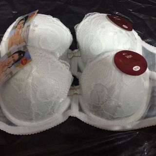 Combo 2 áo ngực học sinh quả nhỏ đệm ít và 2 dây áo ngực trong cho khách