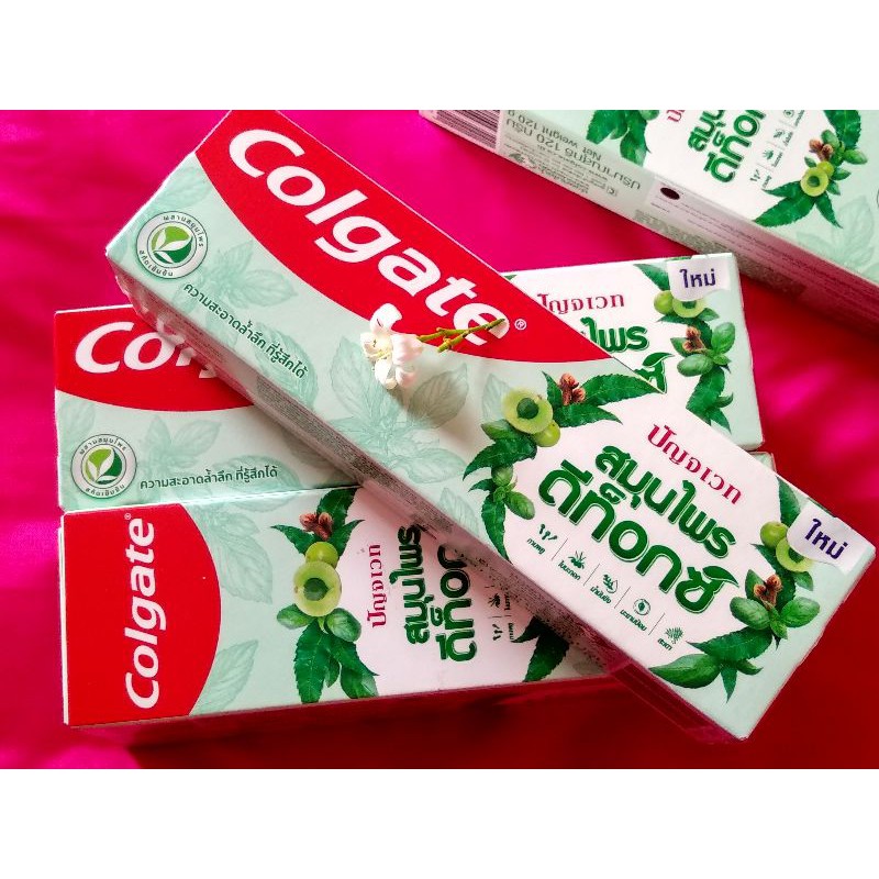 Kem đánh răng Colgate thảo mộc thiên nhiên Herbal Detox (120g)