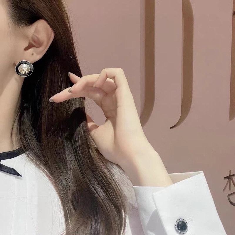 Bông tai xi mạ ngọc trắng đá sang chảnh