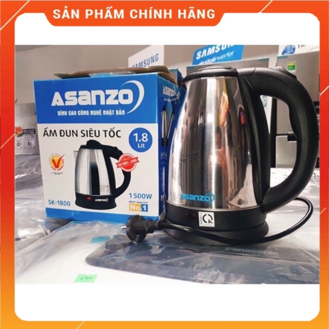 ẤM ĐUN SANAKY SK1800 có công suất lớn, với kiểu dáng trang nhã, khả năng đun nước cực nhanh