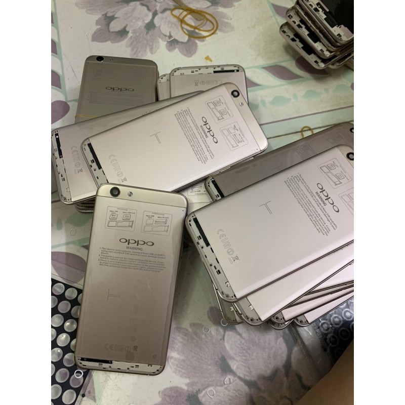 vỏ điện thoại oppo F1S ( vỏ+xương)