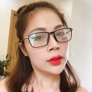 Gọng kính cận vuông