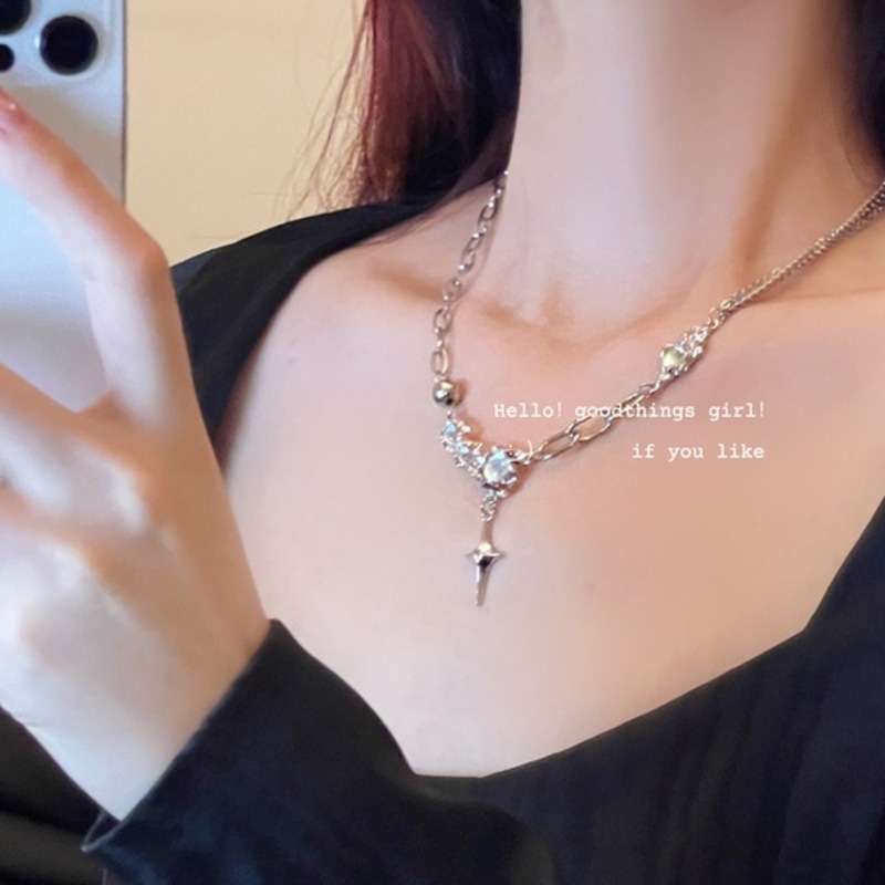 Vòng cổ Mặt Hình Ngôi Sao/Mặt Trăng Thời Trang Mới Cho Nữ