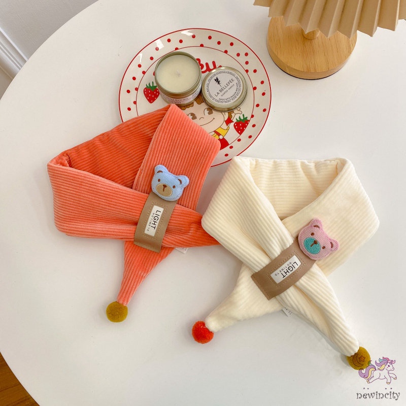 Khăn choàng họa tiết hoạt hình dễ thương cho bé