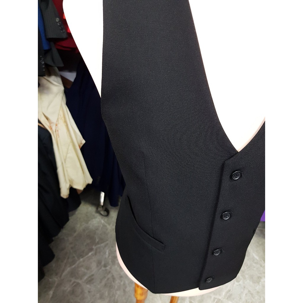 Áo gile nam ôm body màu đen chất vải dày mịn co giãn tặng nơ đen | BigBuy360 - bigbuy360.vn