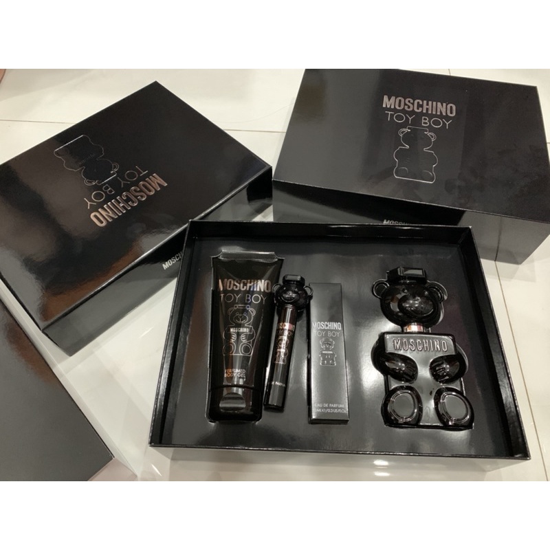 Bộ Set Nước hoa Moschino Toy Boy EDP (gồm 3 món như hình) | BigBuy360 - bigbuy360.vn