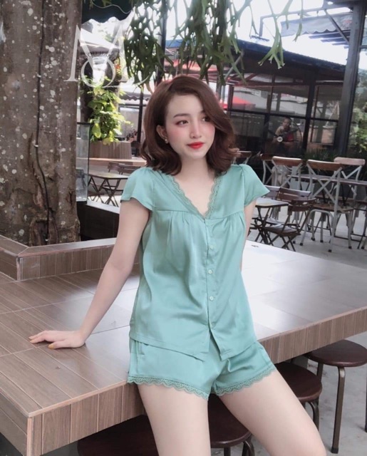 [Mã 88FASHIONSALE1 giảm 10K đơn 99K] [ Hot ] Đồ Ngủ Pyjamas 40-80kg Bigsize Satin Cổ Tim Ren