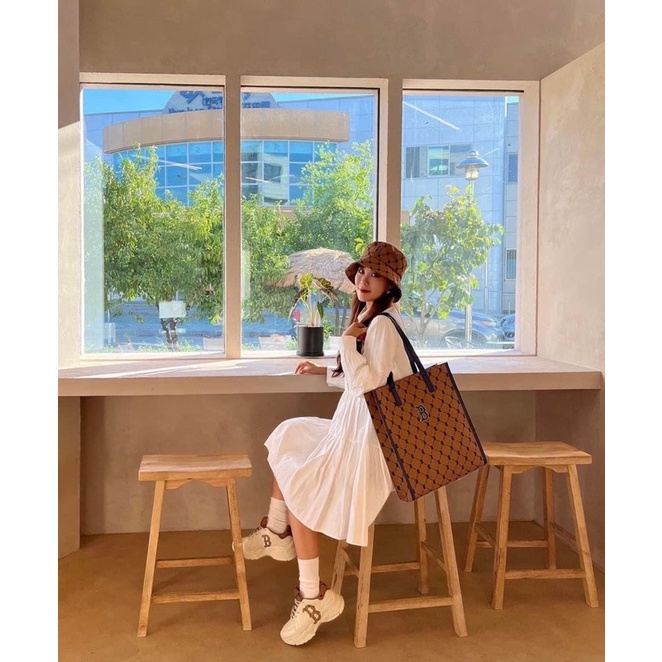 Mũ bucket DIAMONOGRAM nâu