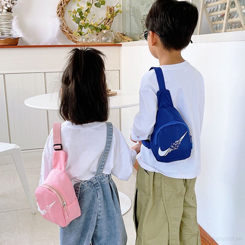 Túi Đeo Chéo Ngực Nhỏ Gọn Nhẹ In Họa Tiết Màu Sắc Phong Cách Thể Thao Thời Trang Cho Bé Trai