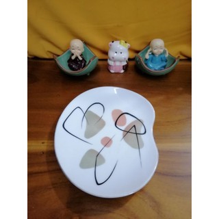 Dĩa sứ Nhật dáng đẹp