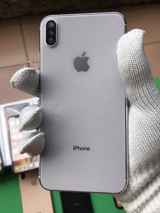 Mô hình iphone XS Max 1:1