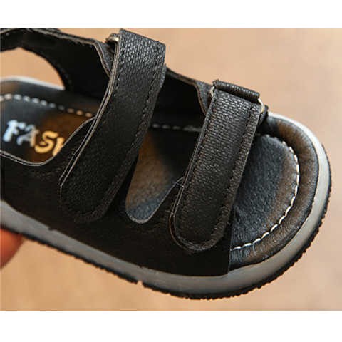 Giày Sandal Đế Mềm Có Đèn Led Thời Trang Đi Biển Dành Cho Trẻ 2018