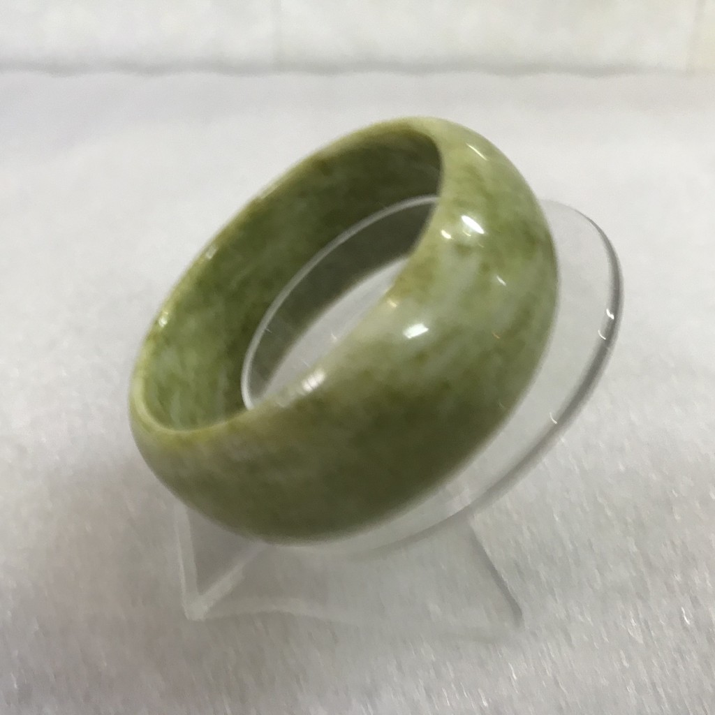 Vòng tay đá tự nhiên bản cao màu cốm nhiều size