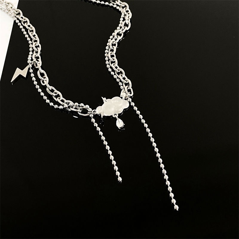 Vòng cổ Hai Lớp Phối Tua Rua Và Quả Cầu Bông Xinh Xắn Cho Nữ