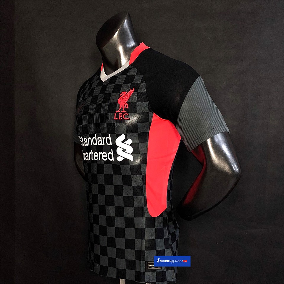 Áo Liverpool đen sân khách 2020-2021, áo Liverpool sân khách 2021 sọc caro đen xám mẫu 3 ❝Thái Lan❞