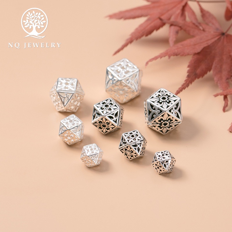 Charm bạc trắng xỏ ngang nhiều cạnh - NQ Jewelry