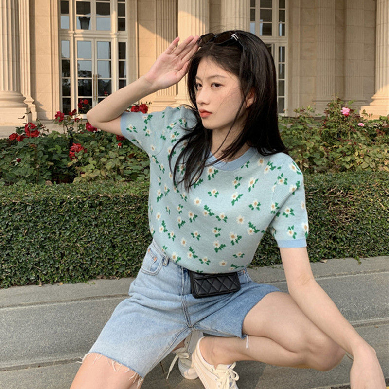 Áo thun SUXI ngắn tay họa tiết hoa thời trang cho nữ
