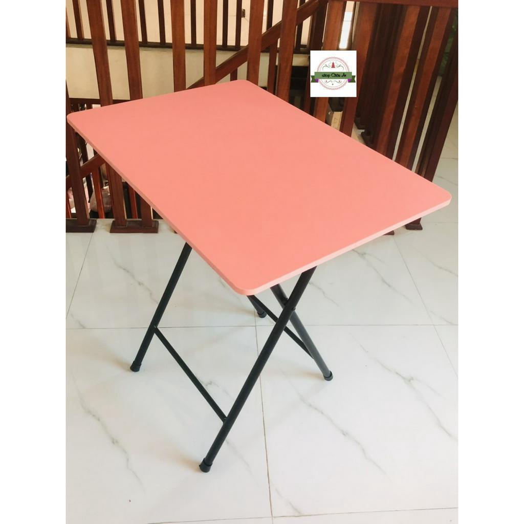 Siêu phẩm bộ bàn ghế màu hồng gấp gọn chân cao 71 dành cho phái đẹp