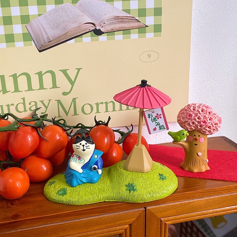 Mô hình mèo chủ đề lễ hội anh đào matcha