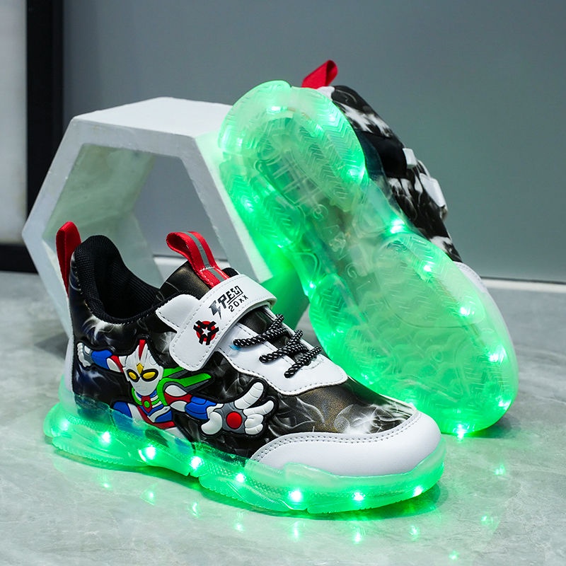Giày Thể Thao Có Đèn Phát Sáng Nhiều Màu Sắc Hình Ultraman Dễ Phối Đồ Thời Trang Xuân Thu Cho Bé Trai