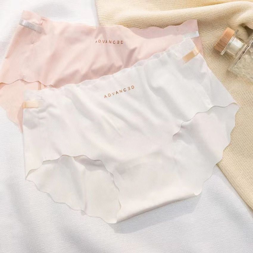 Quần lót đúc su không đường may chất co dãn thun lạnh thoáng mát và thoải mái L8368