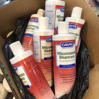 DẦU TẮM CHÓ MÈO DAVIS MICONAZOLE (chai355ml)