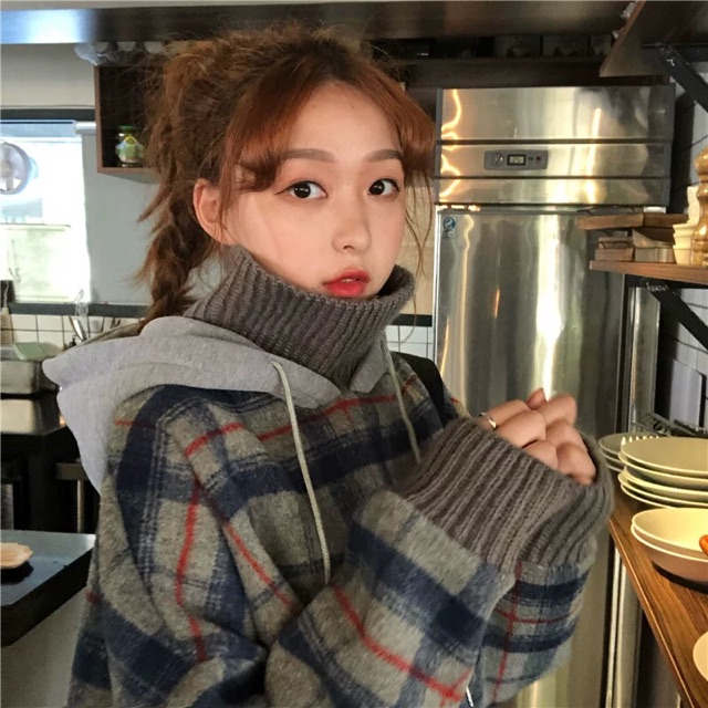 - Áo hoodie phối len