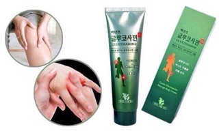 Dầu lạnh xoa bóp Glucosamine Hàn Quốc