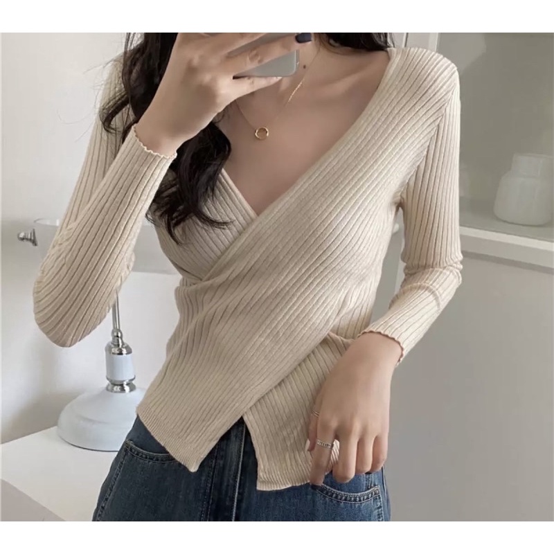 [Ảnh thật] Áo len khoét ngực chữ V hai vạt sexy | BigBuy360 - bigbuy360.vn
