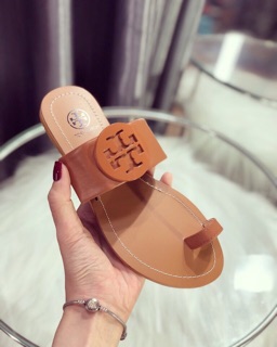 Dép Tory Burch