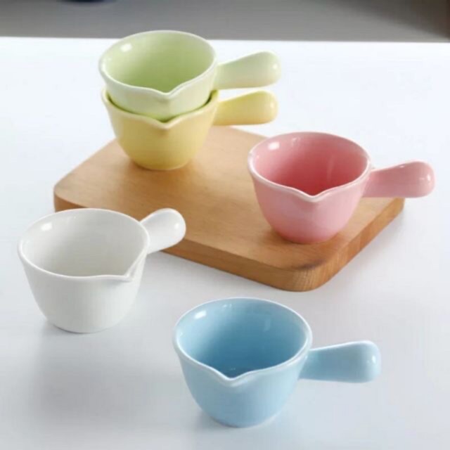 Chén sứ ăn dặm hình gáo
