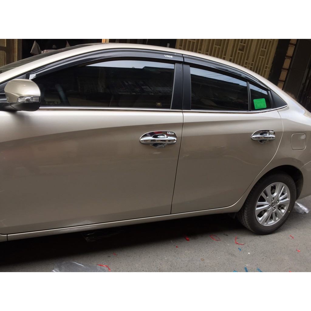 Nẹp chân kính xe VIOS 2019 2020 - chất liệu inox - 6 chi tiết