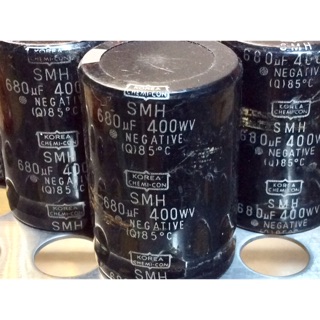 Tụ điện xịn tháo máy 300uf-680uf-560uf-470uf-47uf các nhãn hiệu .