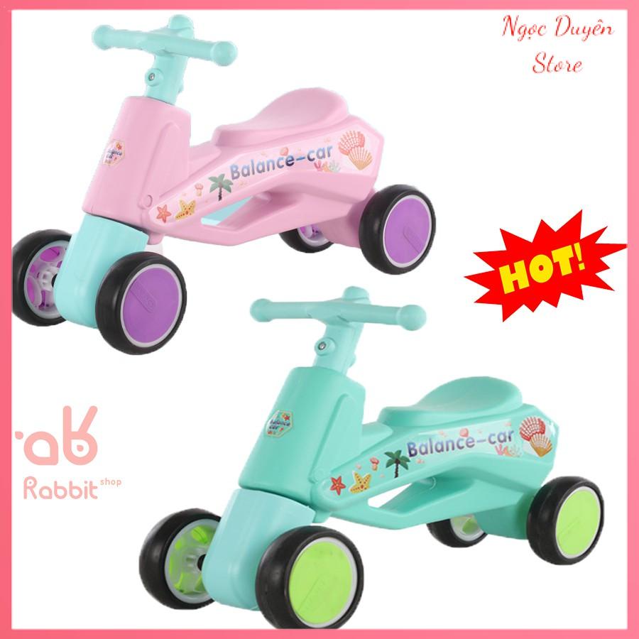 Xe chòi chân Balance cân bằng thăng bằng 4 bánh cho bé