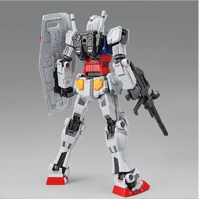 Bandai Model 60610 1/100 RX-78F00 Yokohama motoko Gundam với bệ chuyên dụng PB hạn chế