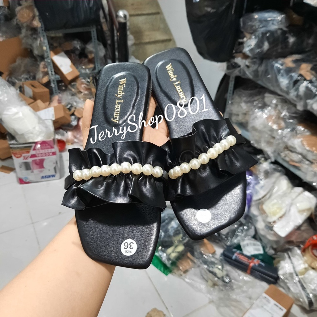Dép nữ đế bệt QUAI NHÚN GẮN HẠT CƯỜM mẫu mới 2 màu siêu xinh
