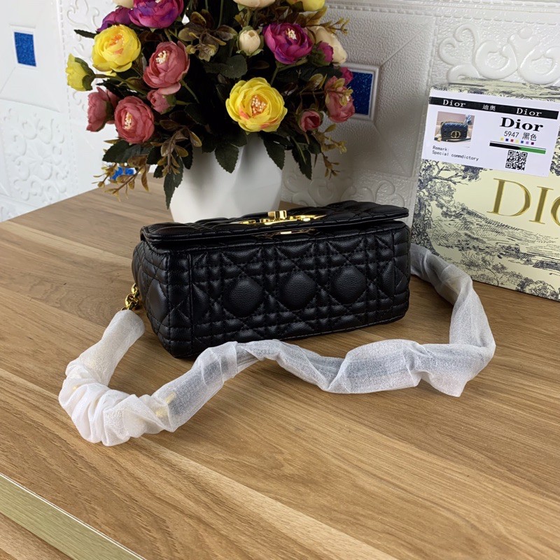 Túi xách Dior Caro màu đen size 20cm