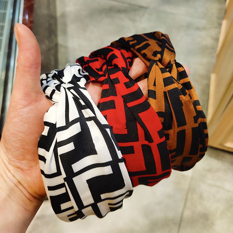 Cài tóc da lộn sang chảnh thời trang C71420