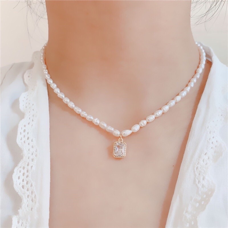 Dây chuyền hạt ngọc trai nhân tạo gạo 5ly mix mặt đá nhỏ