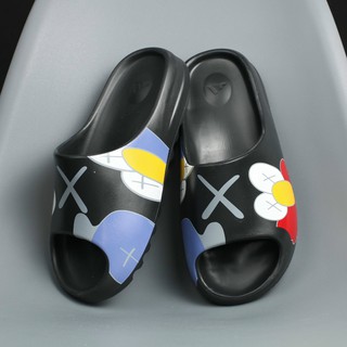 Dép quai ngang nam nữ YZ slide hot 2021 êm và nhẹ gấu đen