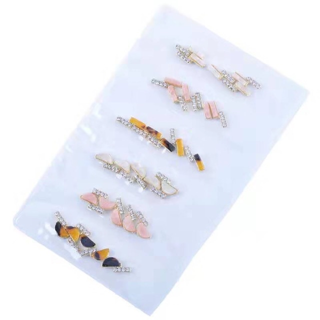 Phụ kiện đá hàn quốc gắn móng tay nail mẫu mới tết