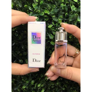 Nước hoa nữ mini Dior Addict Eau de Toilette 5mL.