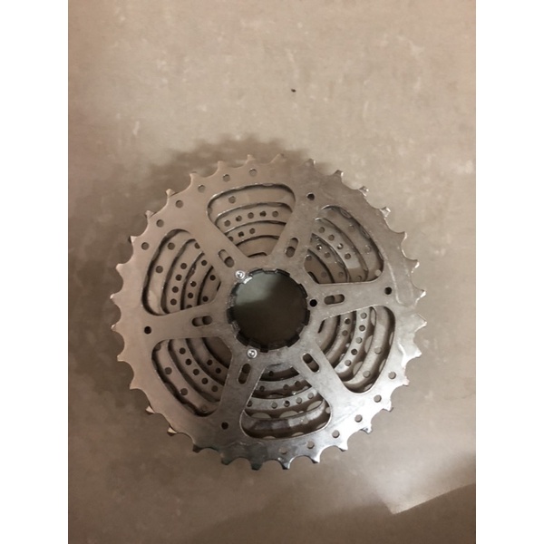 líp 8 tầng Shimano ( líp thả )