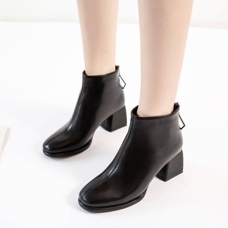 HÀNG CÓ SẴN boots cổ ngắn chất da mềm đế vuông 5cm