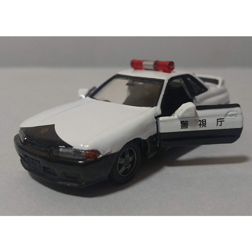 Bộ mô hình Set 2 xe Tomica Limited NISSAN SKYLINE R32 Highway Patrol Car choro Q