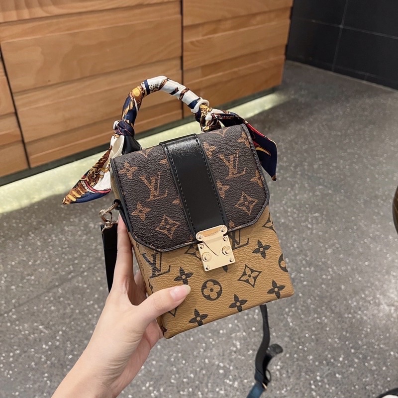 Túi Xách Nữ Dáng Cốp Điện Thoại, Túi Nữ Đeo Chéo L.V Kèm Khăn