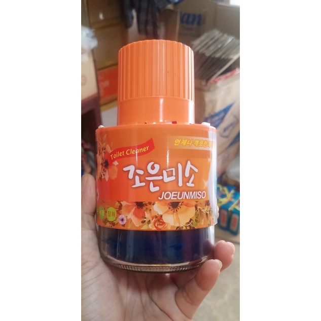 Chai thả bồn cầu Hàn Quốc, Khử khuẩn, thơm nhà vệ sinh, 1 chai dùng 1 tháng giao màu ngẫu nhiên