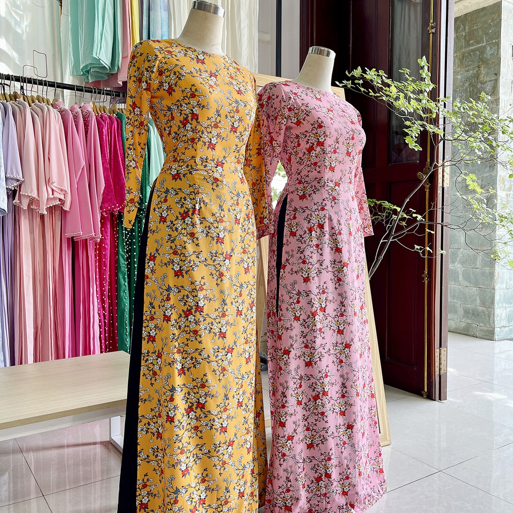 Áo dài hoa nhí cổ tròn tay lửng