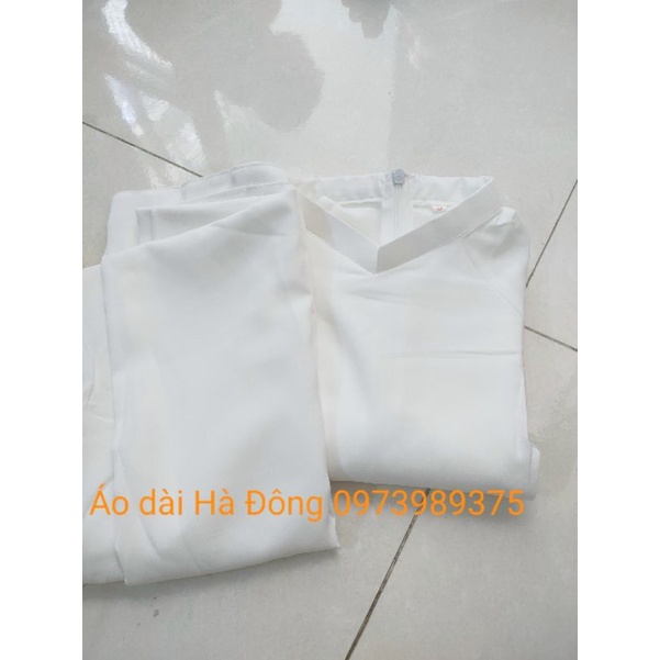 Bộ áo dài trắng học sinh cổ truyền thống
