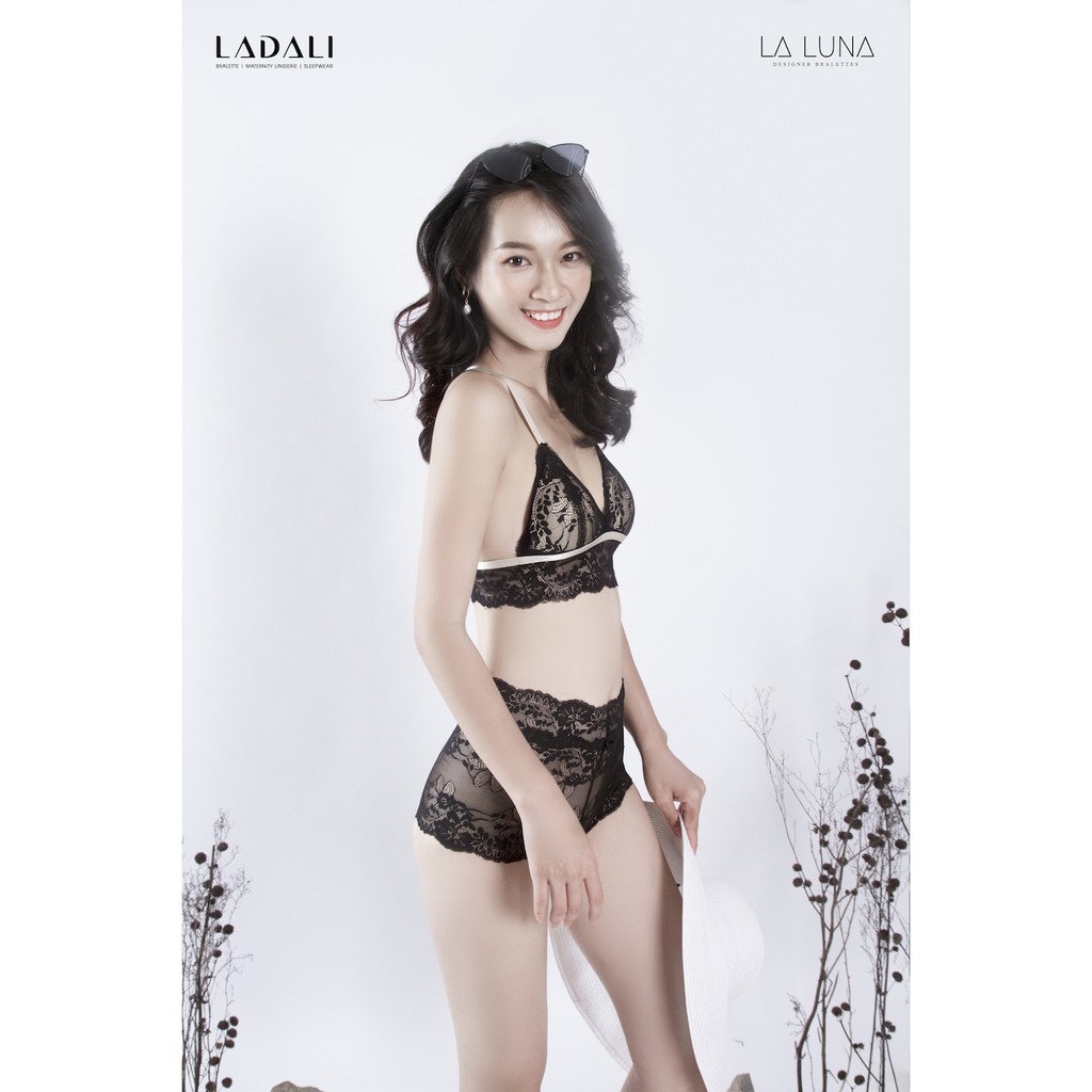 [HÀNG THIẾT KẾ LALUNA] Đồ lót không gọng Bralette dáng croptop ren đen có đệm mút + Quần lót dáng đùi- MS 527